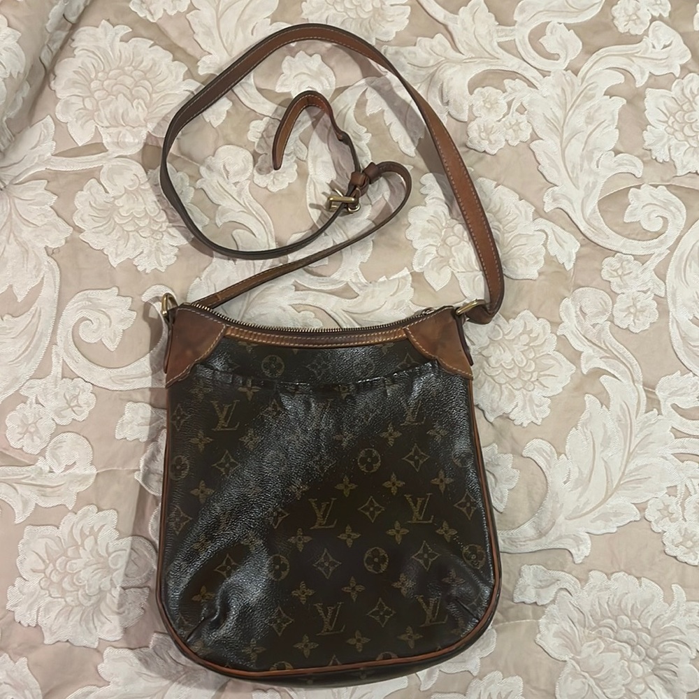 Classic Louis Vuitton crossbody.  Purchased in 2014.